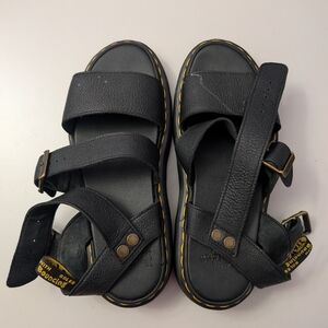 Dr. Martens Gryphon Black Brando Sandals Woman 11